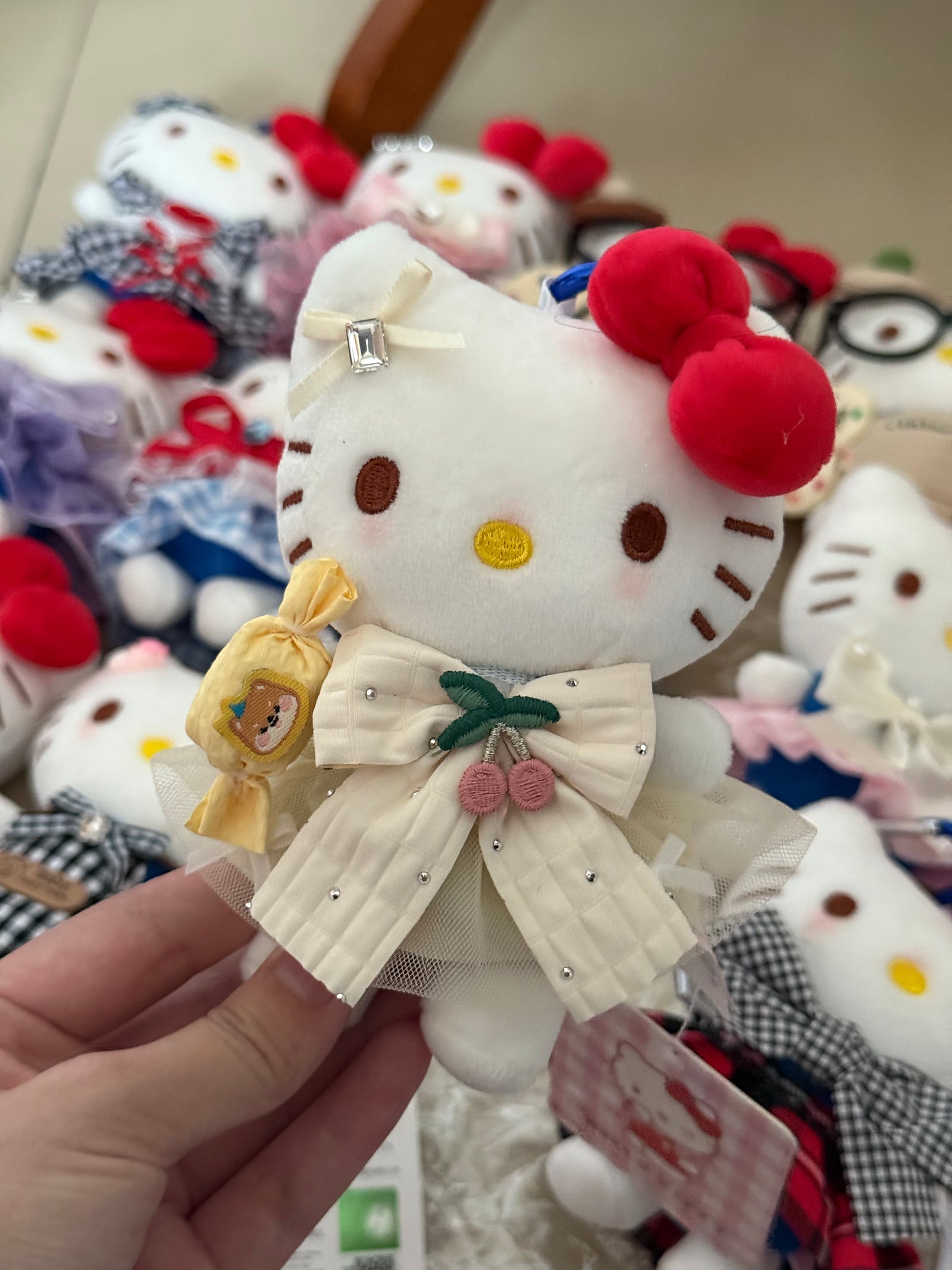 Hello Kitty Keychain(14)
