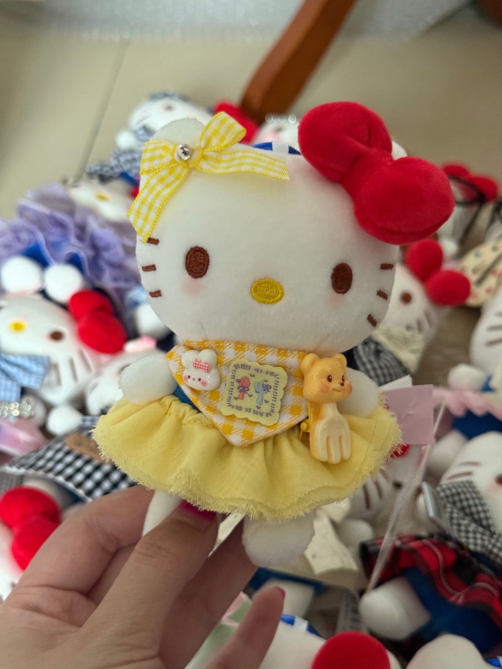 Hello Kitty Keychain (5)