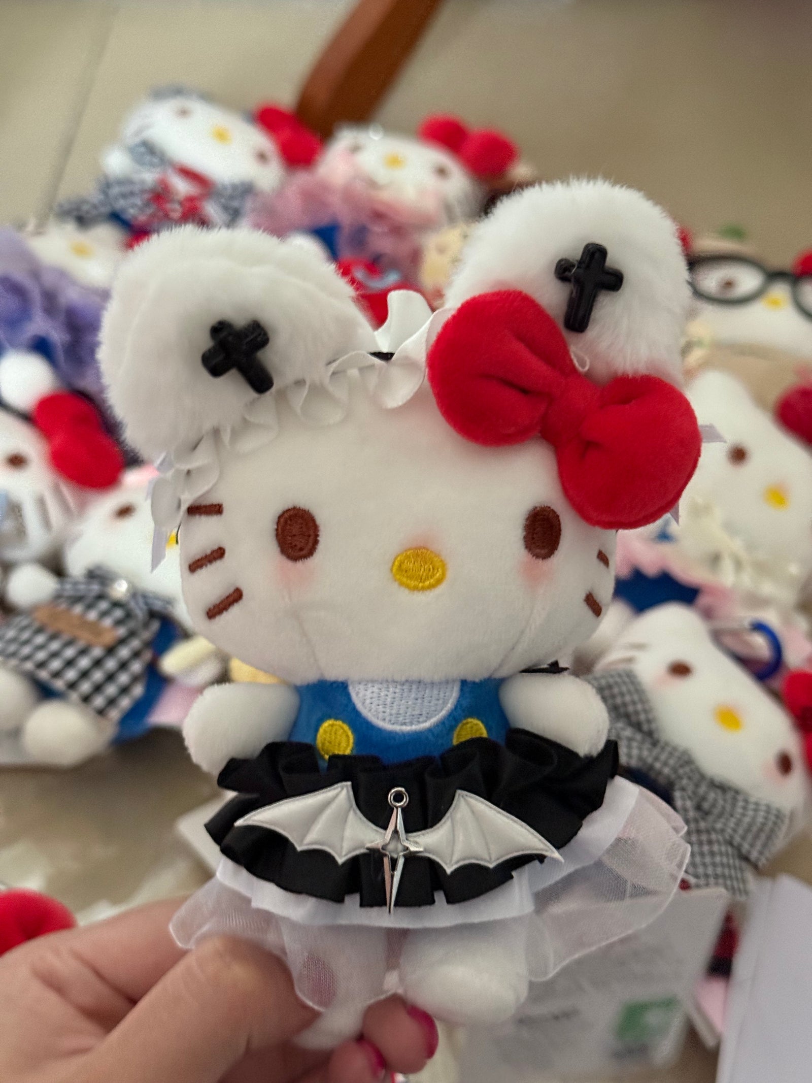 Hello Kitty Keychain (13)