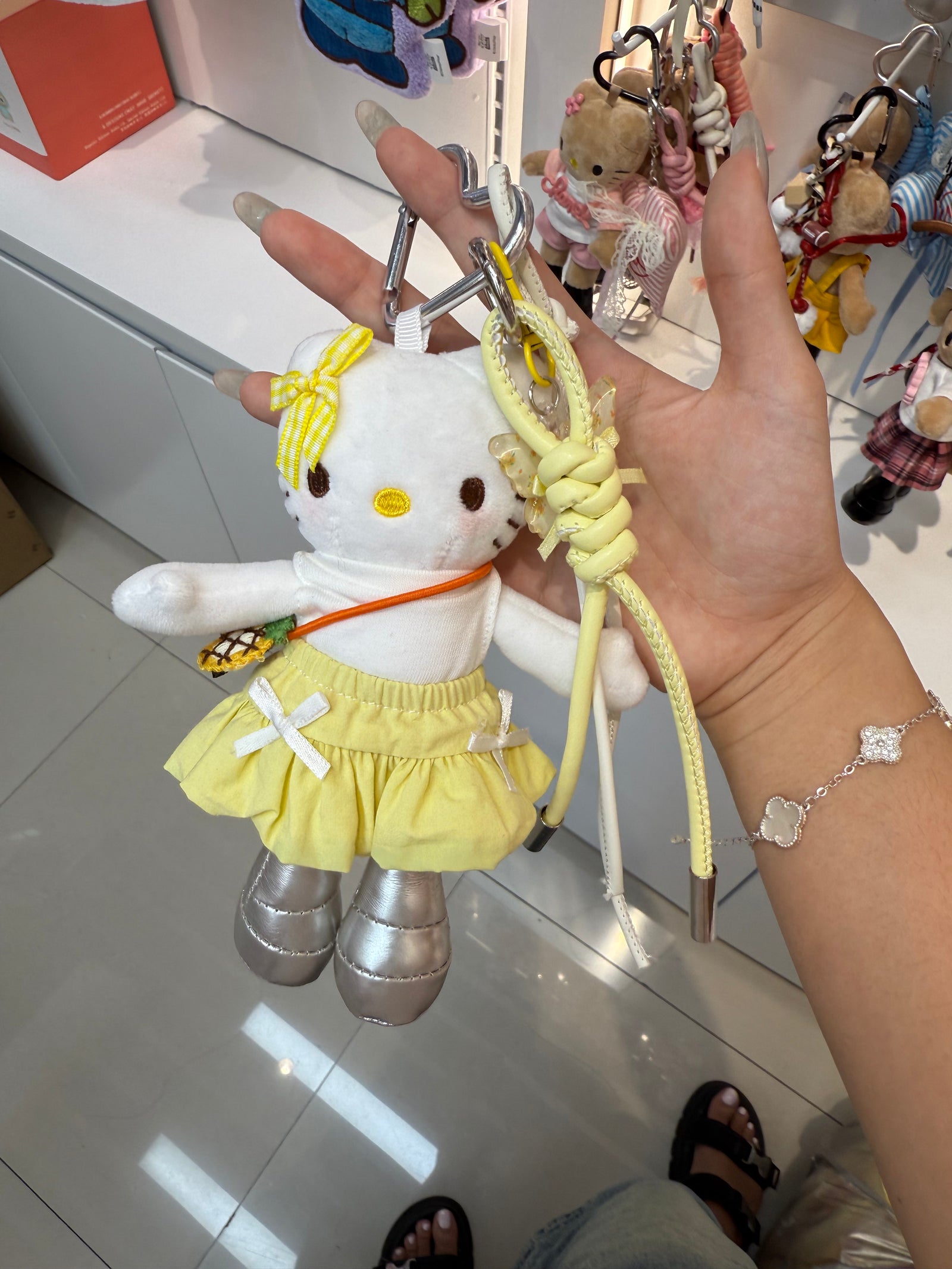 Yellow Hawaiian HK keychain