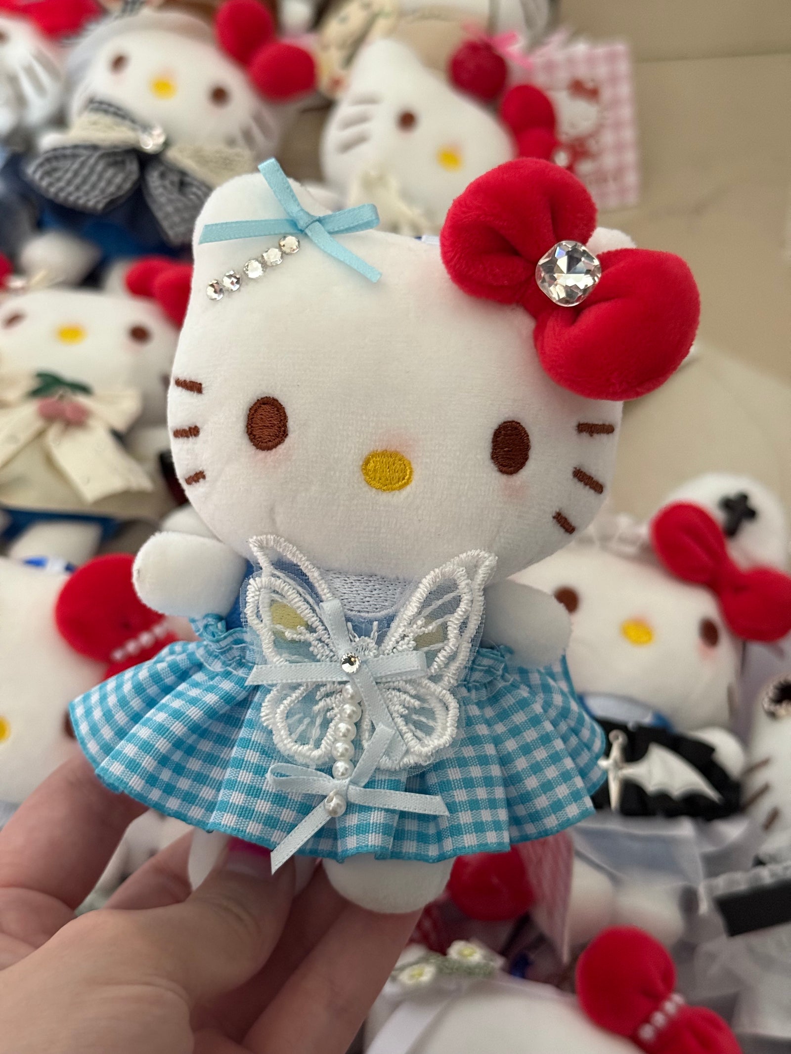 Hello Kitty Butterfly Checks Dress(1)