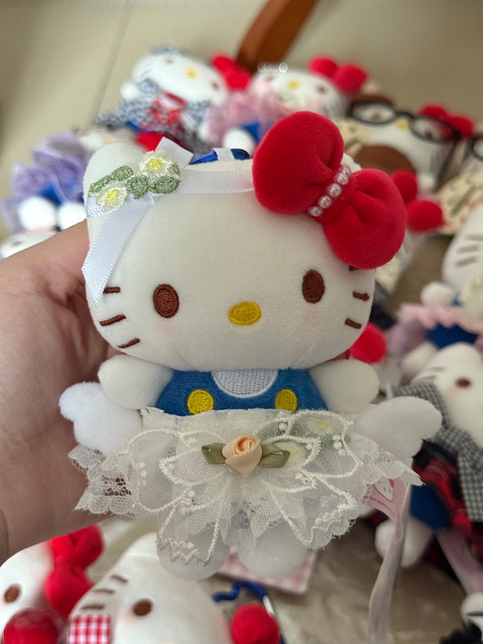 Hello Kitty Keychain (10)