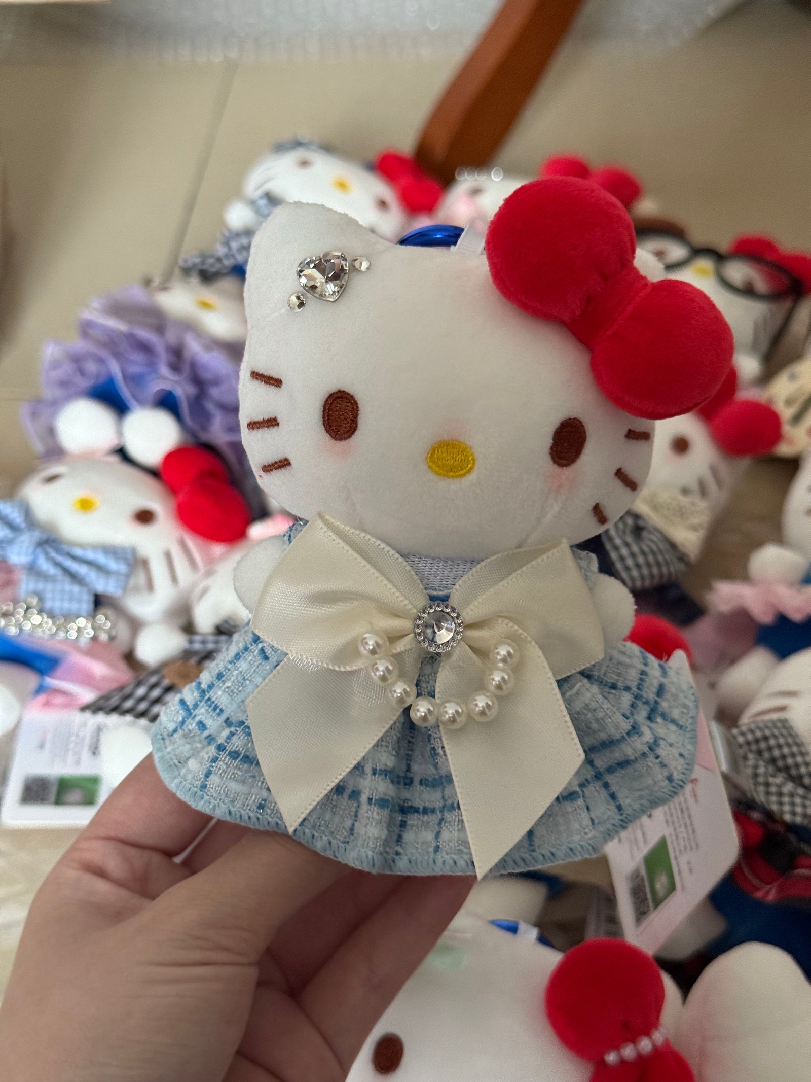 Hello Kitty Keychain (6)